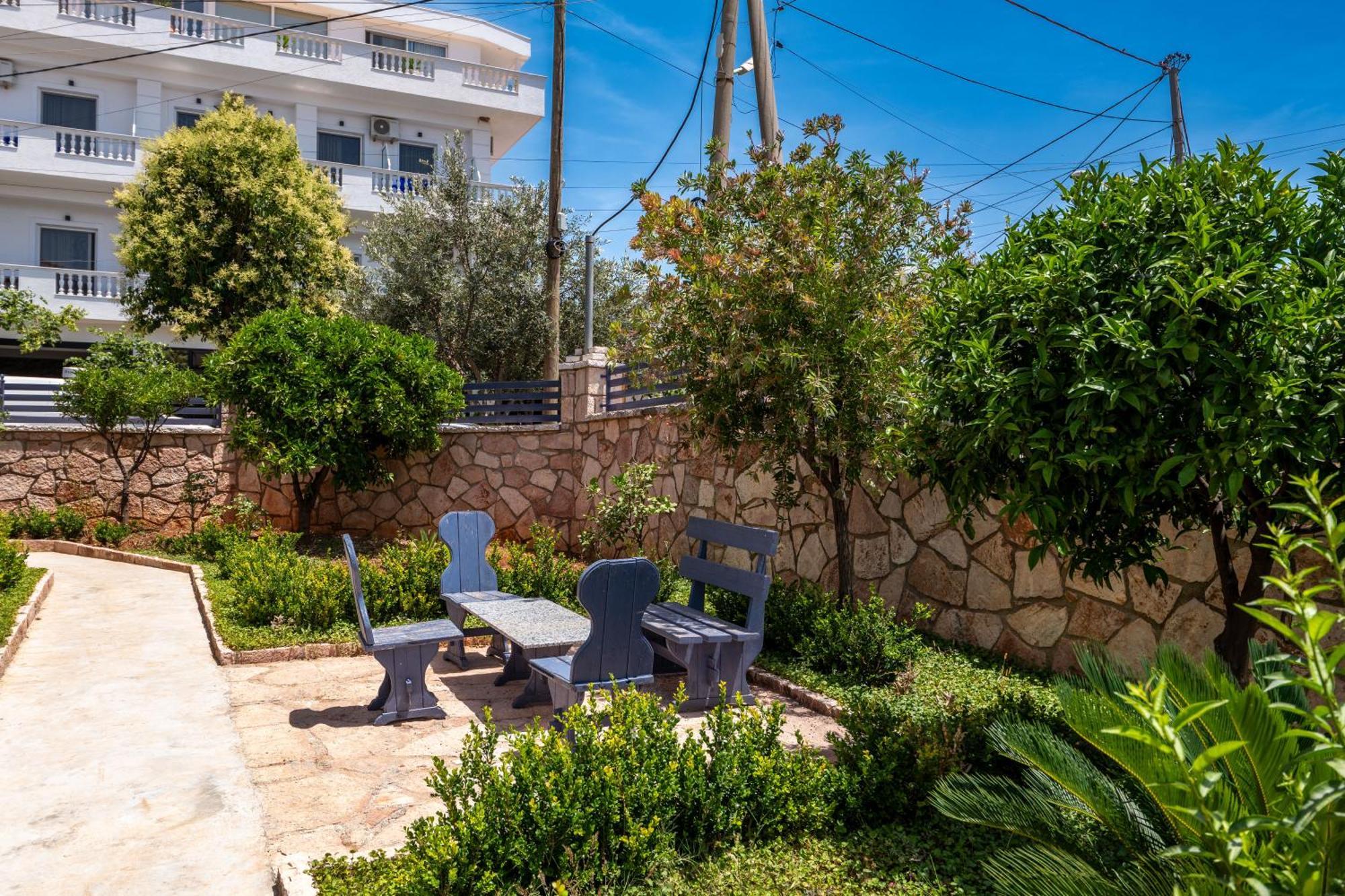 Hamza Villa Ksamil
